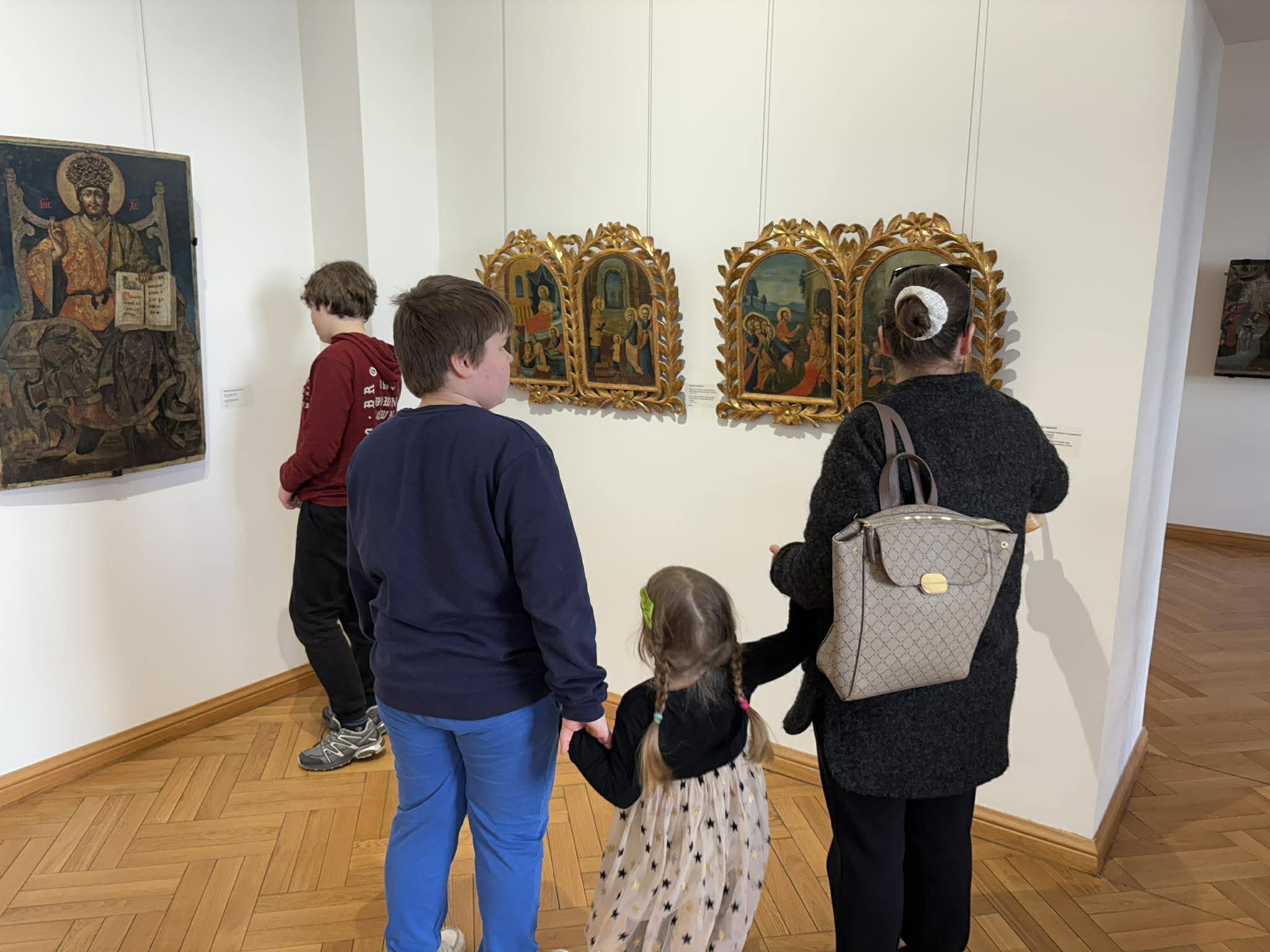 +655174432_2141357756614393_19102768290284977_n