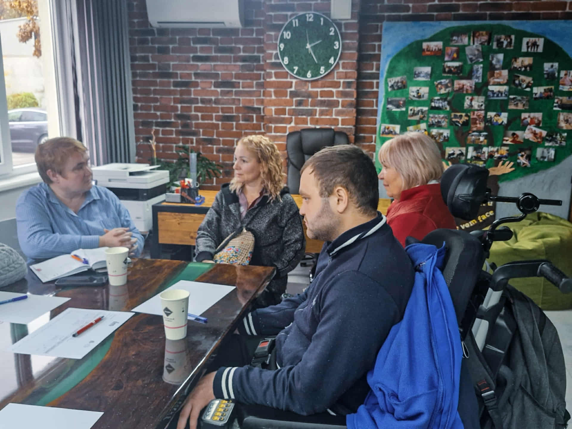 eb867fa4-612f-4aec-8002-9d6fd3b1240b